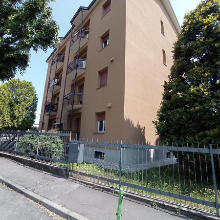 Casa Giotto, Grazioso Trilocale Leilighet Carate Brianza Eksteriør bilde